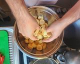 Foto del paso 1 de la receta: Moqueca de banana con brochetas de camarón
