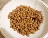 A picture of step 2 of Chat pati Chana Chat.