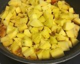 Krumplis tészta szaftosan recept fázis 2 fotója