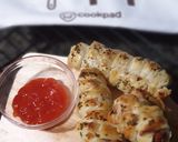 Foto langkah ke 4 dari resep Sosis Roll Puff.