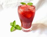 عکس مرحله 1 از دستور شربت آلبالو با تخم شربتی
