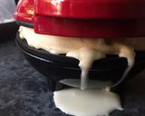 Gambar langkah 4 resipi Waffle Gebu.