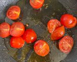 Foto del paso 3 de la receta: Espaguetis con setas o champiñones y Espárragos con salsa de tomates cherry, mozzarella y albahaca