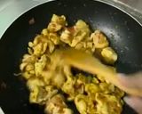 รูปขั้นตอนการทำที่ 3 ของ ผัดเผ็ดไก่ถั่วฝักยาว
