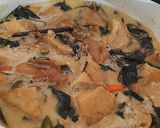 Foto langkah ke 6 dari resep Ikan Asap-Tahu Gembos kuah Santan.
