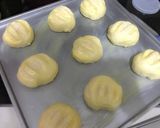 Foto langkah ke 5 dari resep Roti Manis Isi Coklat.