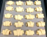 A picture of step 7 of Petite Chocolate & Peanut Butter Croissants.
