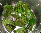 Foto langkah ke 5 dari resep Bothok Teri Pete China.
