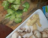 Foto langkah ke 1 dari resep Pasta Jamur Creamy.