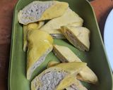 Foto langkah ke 7 dari resep Egg Chicken Roll.