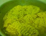 2 மினிட்ஸ் மேகி நூடுல்ஸ்(2 Minutes Maggi) ரெசிபி ஸ்டேப் 3 புகைப்படம்