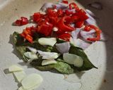 Foto langkah ke 1 dari resep Terong Tahu Pong Kuah Santan.