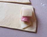 Foto del paso 2 de la receta: Taruguitos de hojaldre con embutido