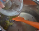 A picture of step 4 of Marinade mushrooms.