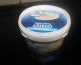 Foto del paso 2 de la receta: Copa de granada acompañada de cóctel de frutas y yogurt