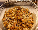 Foto del paso 4 de la receta: Hamburguesas de garbanzos, lentejas y cebollas 🍔🧅🫛🧄🍌🔥