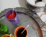 Pas rețetă Ouă vopsite în şervetele cu coloranți alimentari 1 fotografie