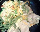 Foto del paso 3 de la receta: Cerdo con verduras y arroz