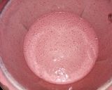 A picture of step 8 of Strawberry & kiwi smoothie.