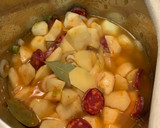 Foto del paso 5 de la receta: Patatas con chorizo tipo a la riojana