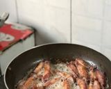 Hình bước làm 2 của món Mực Chiên Nước Mắm