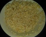 A picture of step 1 of Murmura khichdi.