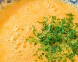 Foto del paso 4 de la receta: Tortilla de bacalao con alcachofas