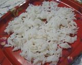 Foto del paso 2 de la receta: Arroz Basmati con frutillas y copos