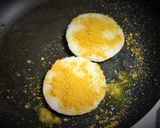 A picture of step 2 of Podi Idli.