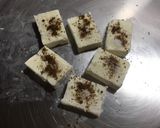 A picture of step 1 of Stuffed Paneer Pakoda.