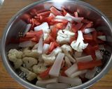 A picture of step 2 of Gobhi,gajar,mooli ka achar.