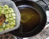 Foto del paso 2 de la receta: Recetas de festes de la Magdalena 3. Tortilla de habas