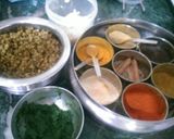 A picture of step 2 of Moong spinach pulav.