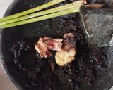 Foto langkah ke 2 dari resep Rawon Tahu dan Putih Telur.