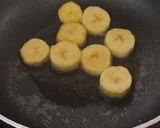 A picture of step 1 of Banana stew.