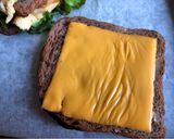 Hình bước làm 4 của món Sandwich Ngàn Lớp Đủ Dinh Dưỡng Cho Bữa Sáng