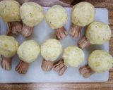 Foto langkah ke 2 dari resep Kentang Sosis Gurita.