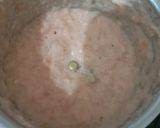 A picture of step 2 of Egg and Spinach curry.