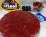 Gambar langkah 8 resipi Chocolate Cheesecake With Berries.