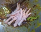 Foto langkah ke 2 dari resep Mie Ayam Ceker Rumahan.