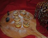 A picture of step 14 of Apple rose shaped cakes.