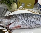 صورة لخطوة 1 من وصفة مزموم سمكة القاروص بالخضار
