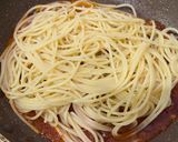 Foto langkah ke 4 dari resep Spaghetti Bolognaise with Meat Ball.