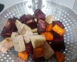 Foto langkah ke 1 dari resep Keladi Ubi berbalut gula.