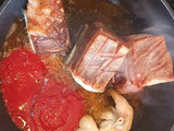 Costilla de ternera al vino tinto