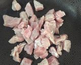 Foto del paso 1 de la receta: Cerdo en cubitos al sartén