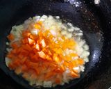 A picture of step 4 of Macaroni Soya Tikki Burger.