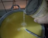 Foto langkah ke 5 dari resep Sup Krim Ayam Jamur.