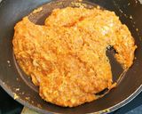 Foto del paso 4 de la receta: Revuelto de huevos con sofrito de tomate