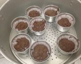 Foto langkah ke 3 dari resep Bolu kukus coklat.
